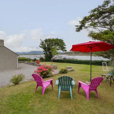 بيت للعطل Toms